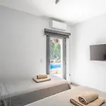 Вилла 18 By Cimentepe Deluxe - With Heated Pool In Yalikavak *
