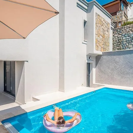 18 By Cimentepe Deluxe - With Heated Pool In Yalikavak Bodrum
