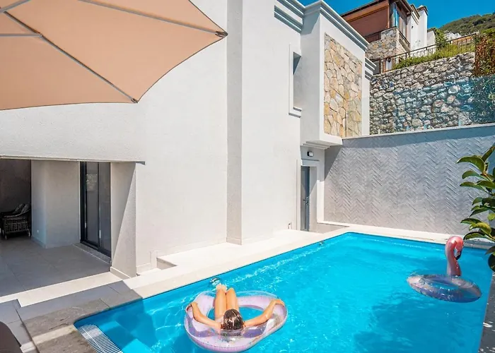 18 By Cimentepe Deluxe - With Heated Pool In Yalikavak Bodrum
