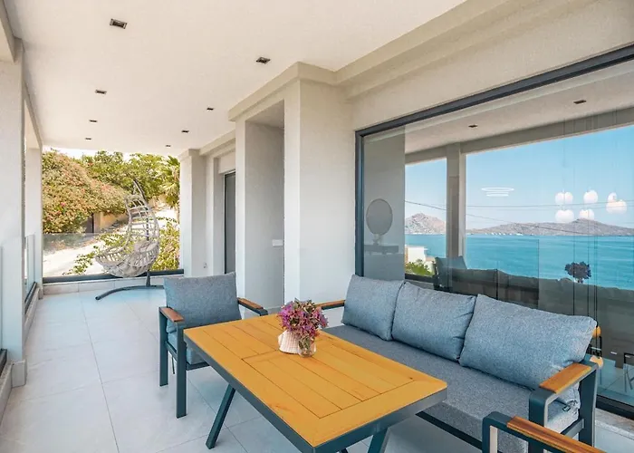 Villa 18 By Cimentepe Deluxe - With Heated Pool In Yalikavak