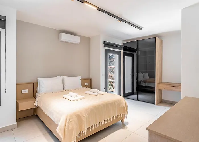 Vila 18 By Cimentepe Deluxe - With Heated Pool In Yalikavak