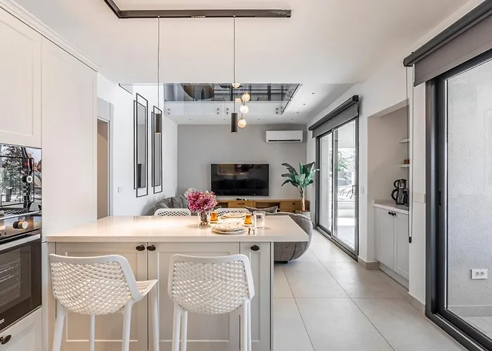 18 By Cimentepe Deluxe - With Heated Pool In Yalikavak *